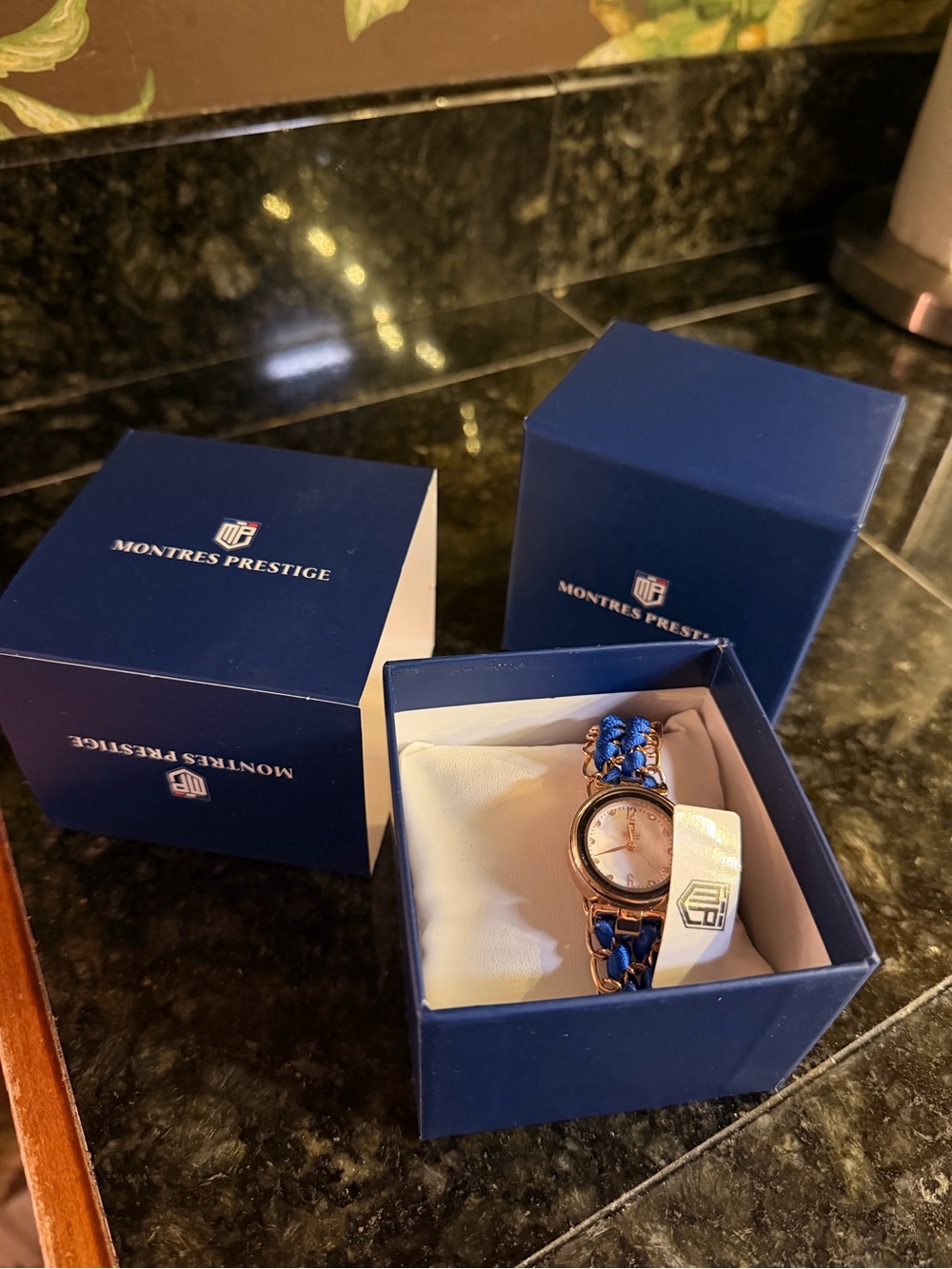 Women's Blue Chain-Link Bracelet Watch - Rose Gold Case